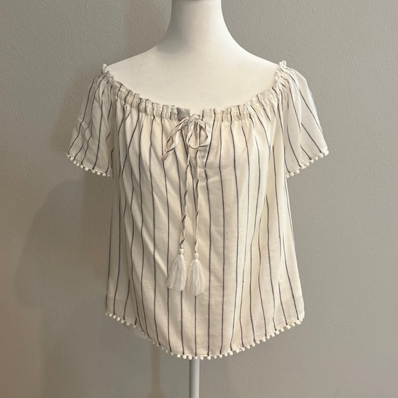 Heart Loom White Striped Blouse - Picture 1 of 4